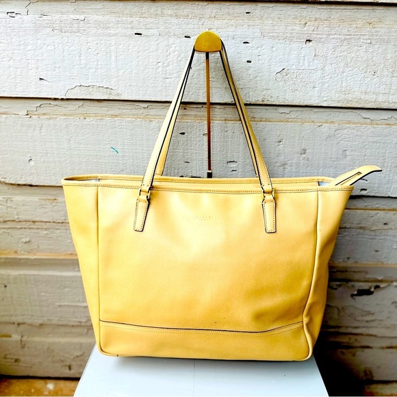 Coach Handbags - COACH tan Saffiano leather tote